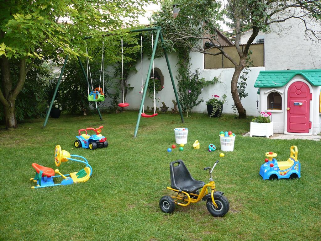Appartement Le Jardin ลิงโกไซม์ ภายนอก รูปภาพ